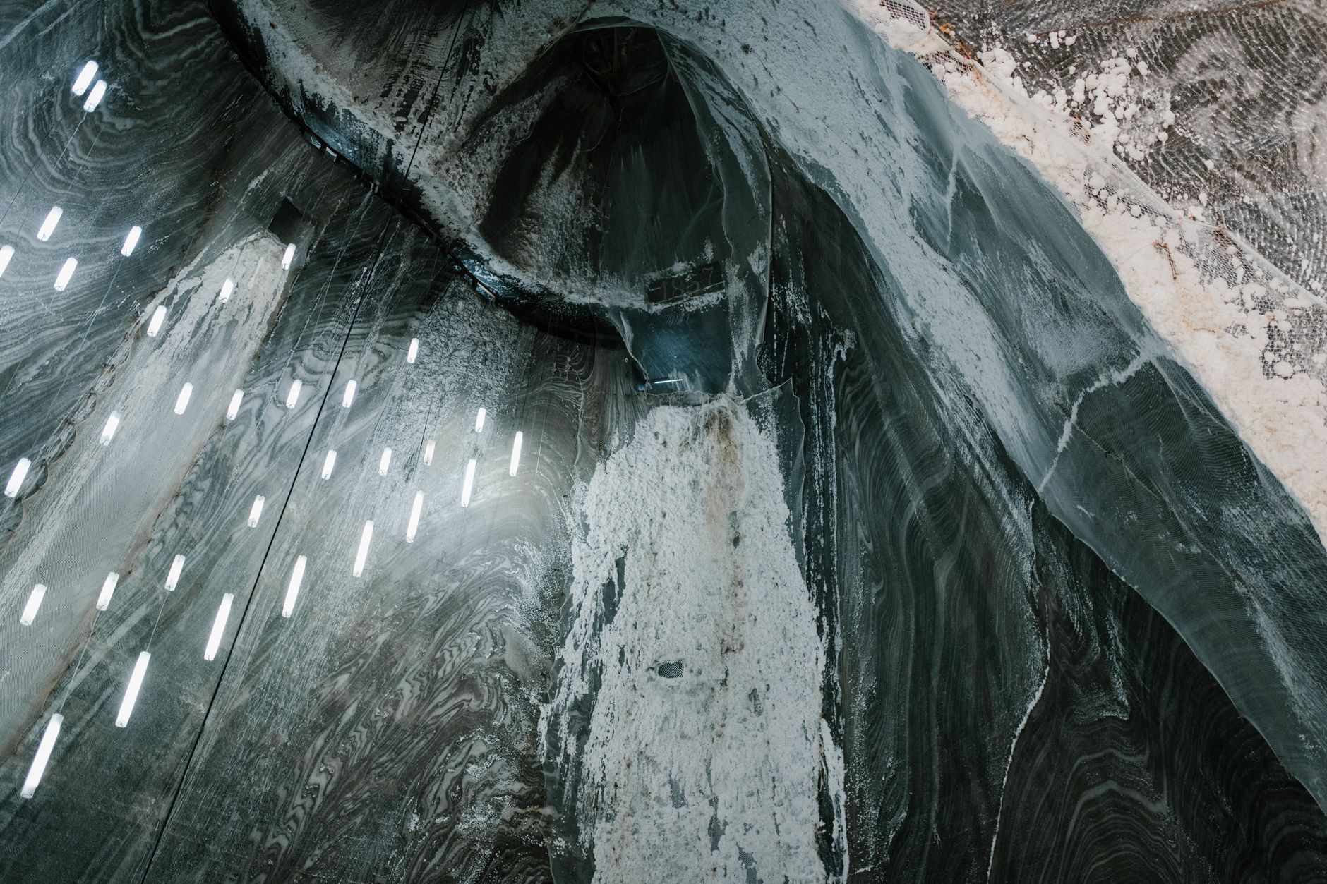 Pompage inondation cave équipe à Saint-Denis